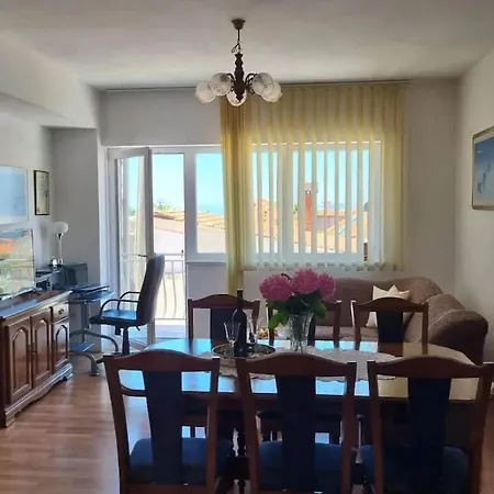 Antonny Apartment Zvekovica
